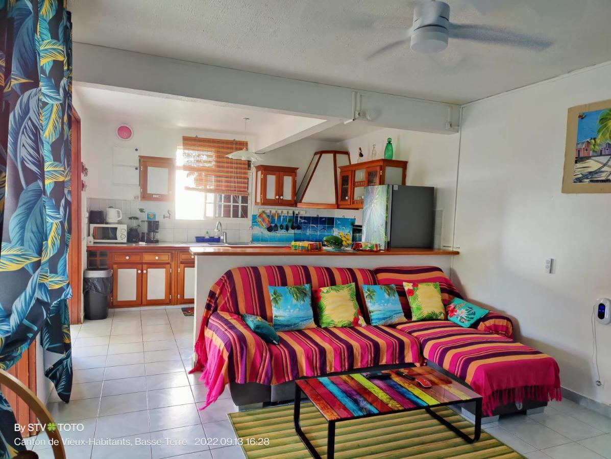 Appartamento Luketo Vieux-Habitants Esterno foto