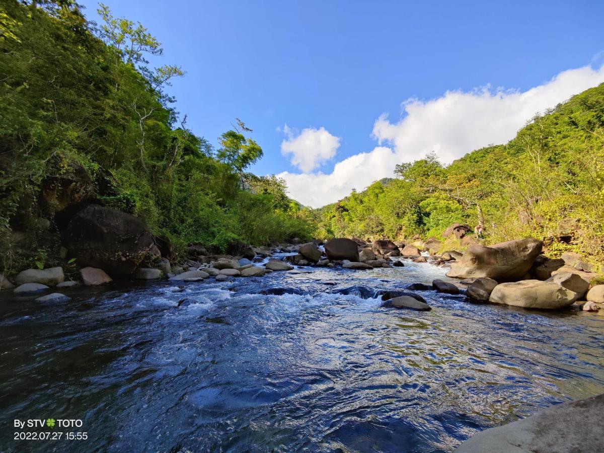 Appartamento Luketo Vieux-Habitants Esterno foto