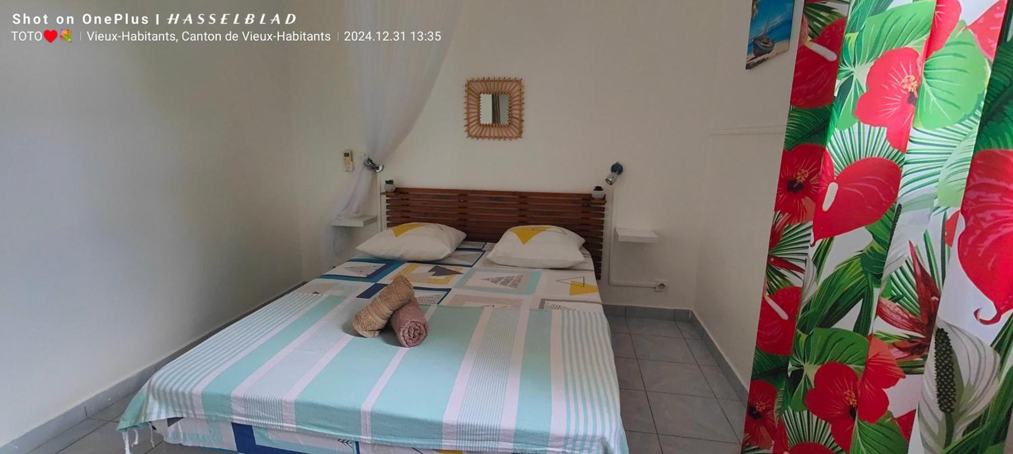 Appartamento Luketo Vieux-Habitants Esterno foto