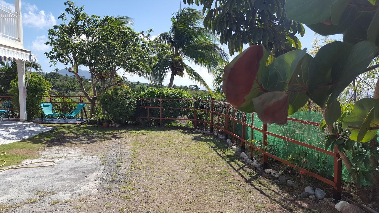 Appartamento Luketo Vieux-Habitants Esterno foto