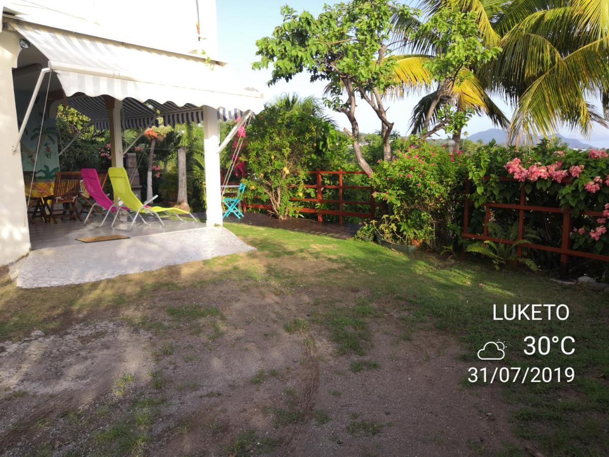 Appartamento Luketo Vieux-Habitants Esterno foto